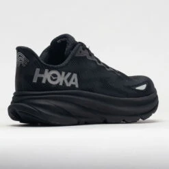 HOKA Clifton 9 GTX Women's Black/Black -Holabird Sports 040087 6