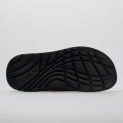 HOKA Ora Recovery Flip Men's Black/Dark Gull Gray 8 HOKA Ora Recovery Flip Men's Black/Dark Gull Gray -Holabird Sports 570409 4