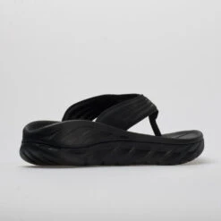 HOKA Ora Recovery Flip Men's Black/Dark Gull Gray 11 HOKA Ora Recovery Flip Men's Black/Dark Gull Gray -Holabird Sports 570409 6