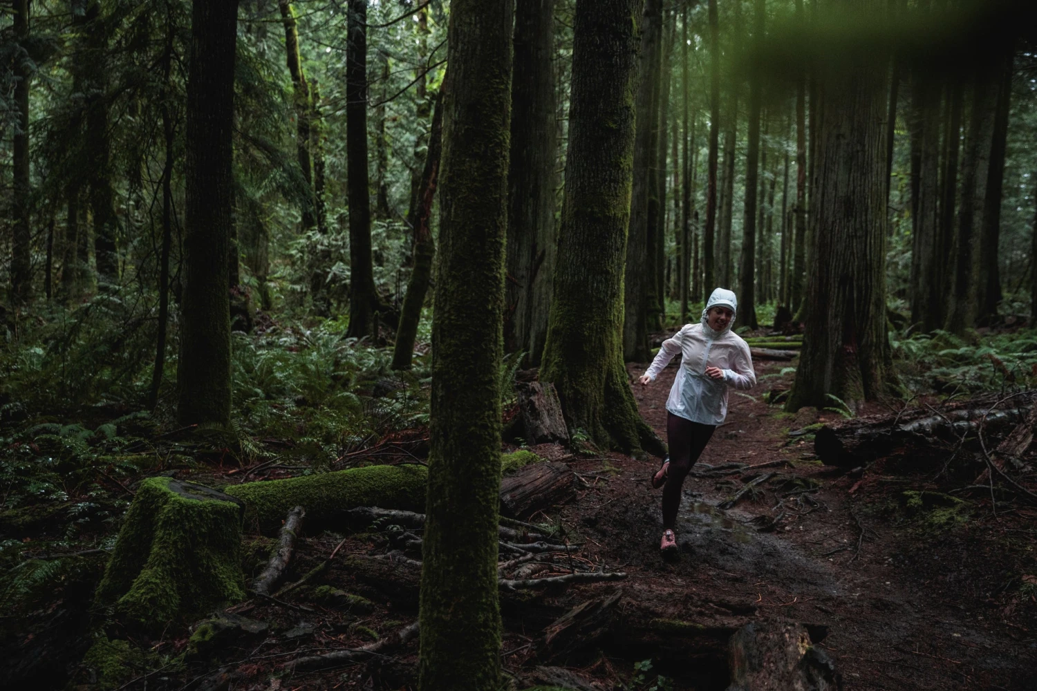 Front Page -Holabird Sports SAL L41110200 7E 7EG 20Brick 20Dust 20 20Ebony 20 20Quarry